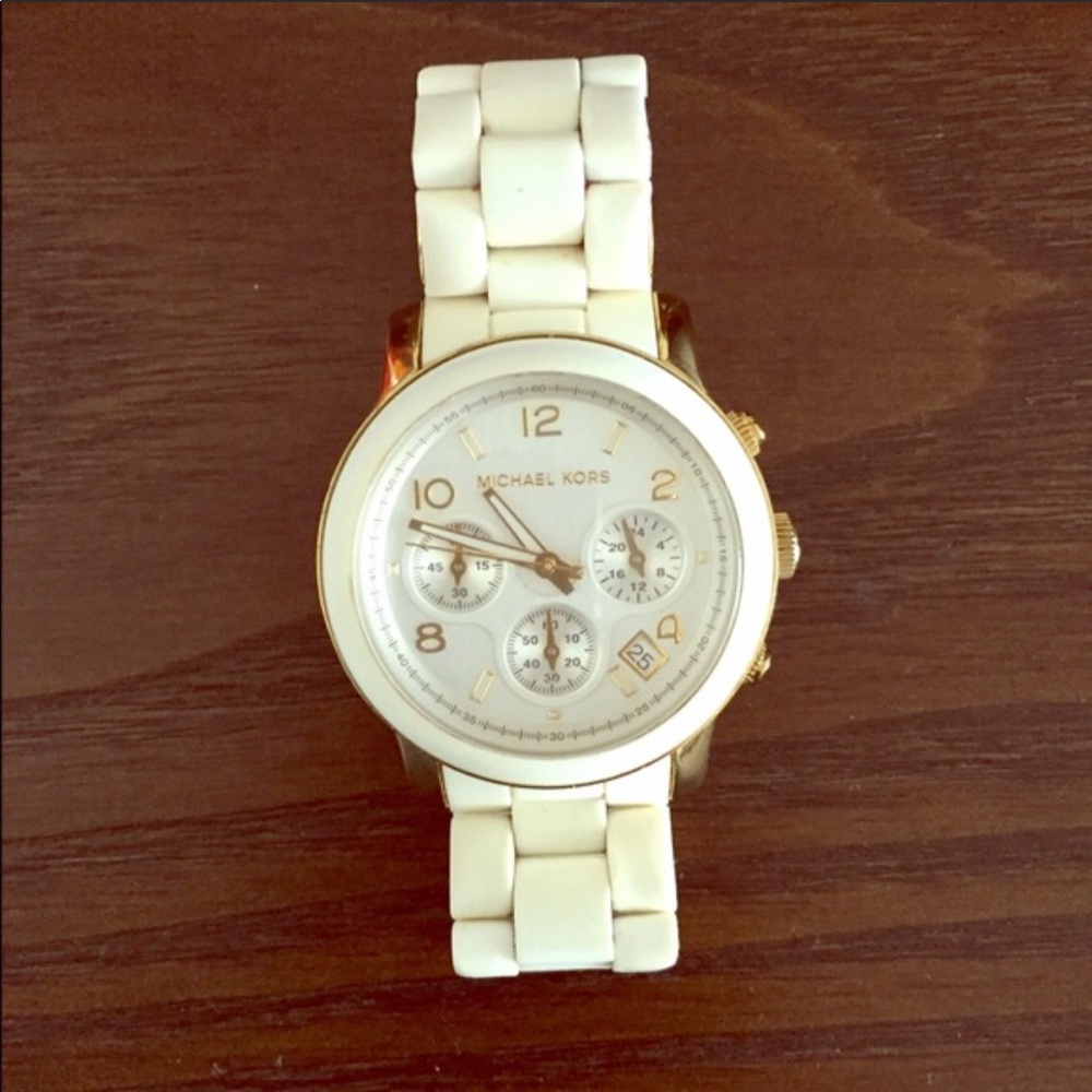 ☀️ Michael Kors Watch
